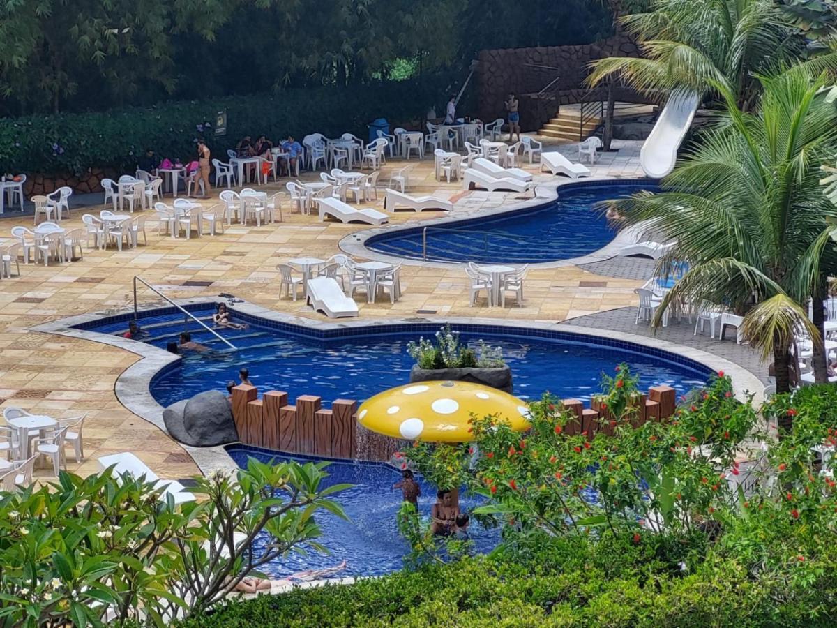 Hotel Golden カルダス・ノバス エクステリア 写真